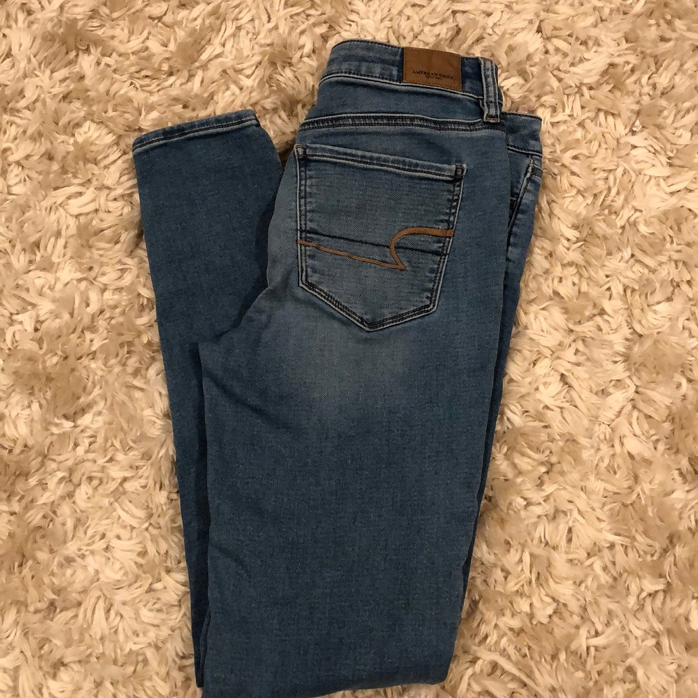 American Eagle Super Hi-Rise Jegging